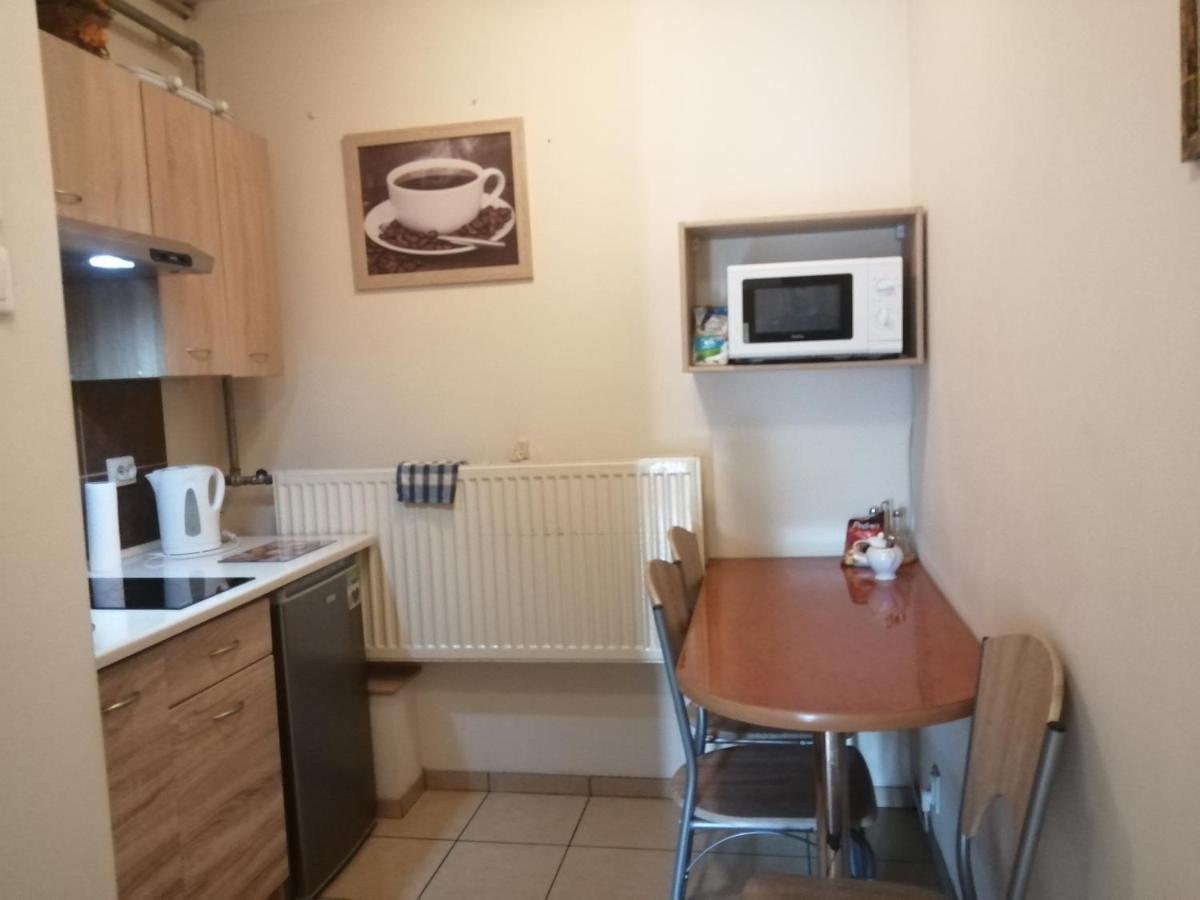 Apartament I Pokoje Goscinne Gniezno Extérieur photo