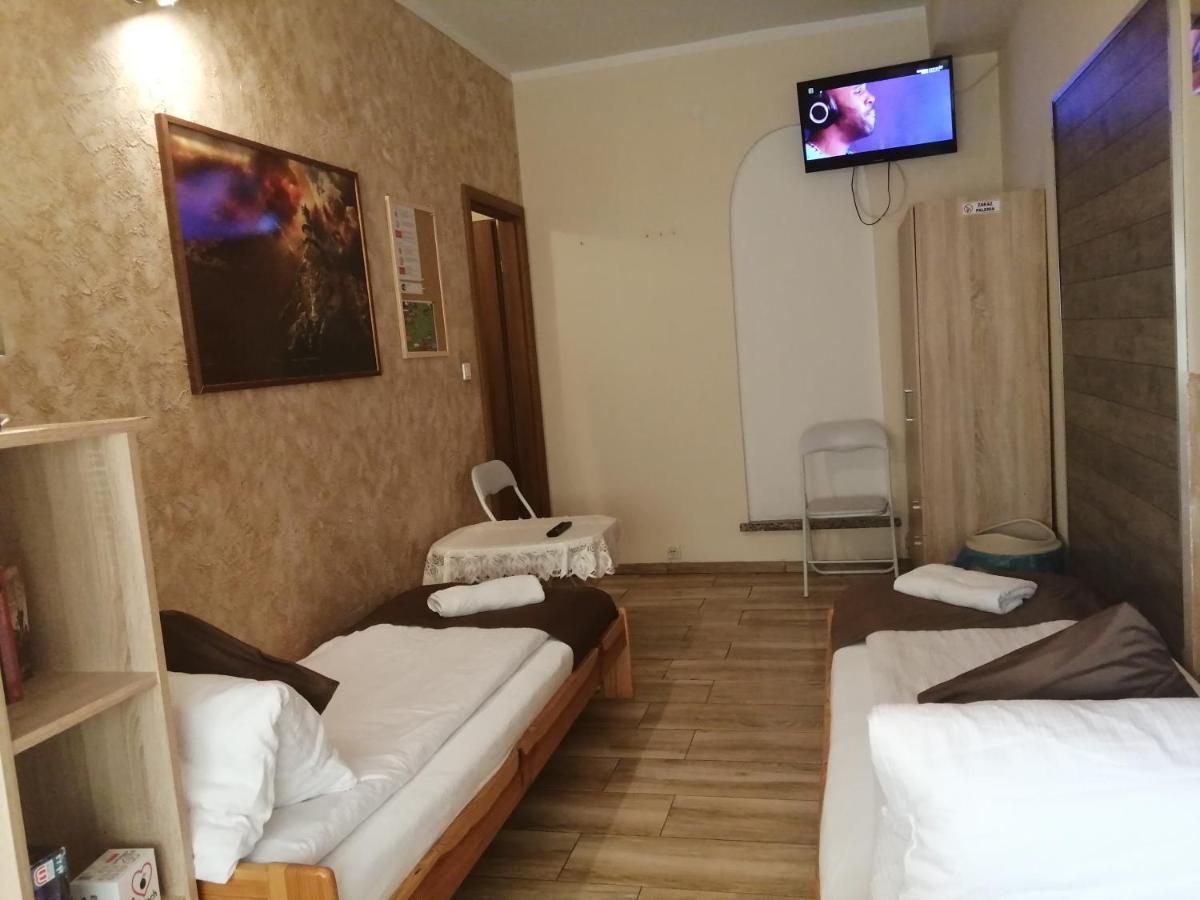 Apartament I Pokoje Goscinne Gniezno Extérieur photo
